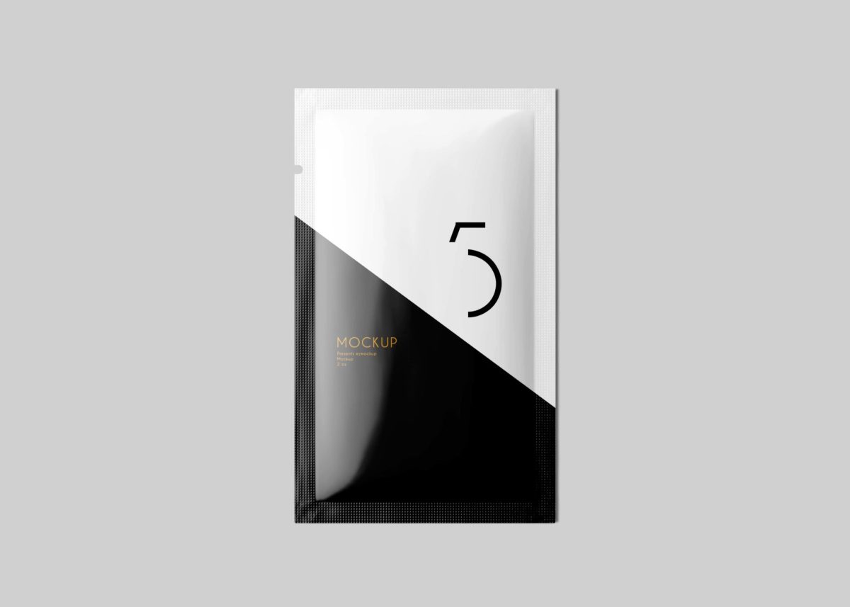 Long Pouch Mockup
